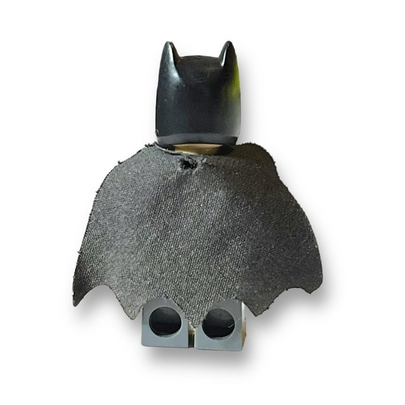 LEGO Minifigure Batman Jokerland Gray Suit Collectible - Picture 4 of 8